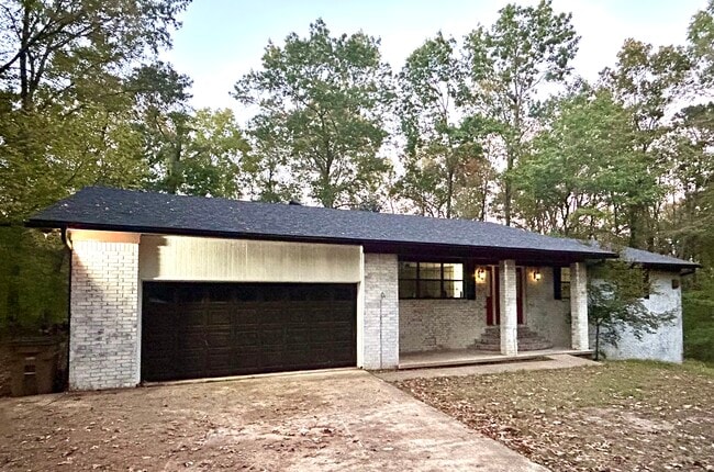 7104 Foxrun East End Dr in East End, AR - Building Photo - Building Photo