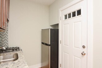 2915 N Mildred Ave in Chicago, IL - Building Photo - Building Photo