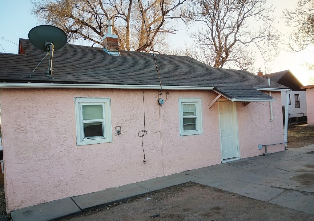 2428 E Evans Ave, Unit 2428 1/2 in Pueblo, CO - Building Photo