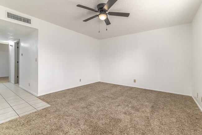 112 Romero Dr in Las Cruces, NM - Building Photo - Building Photo