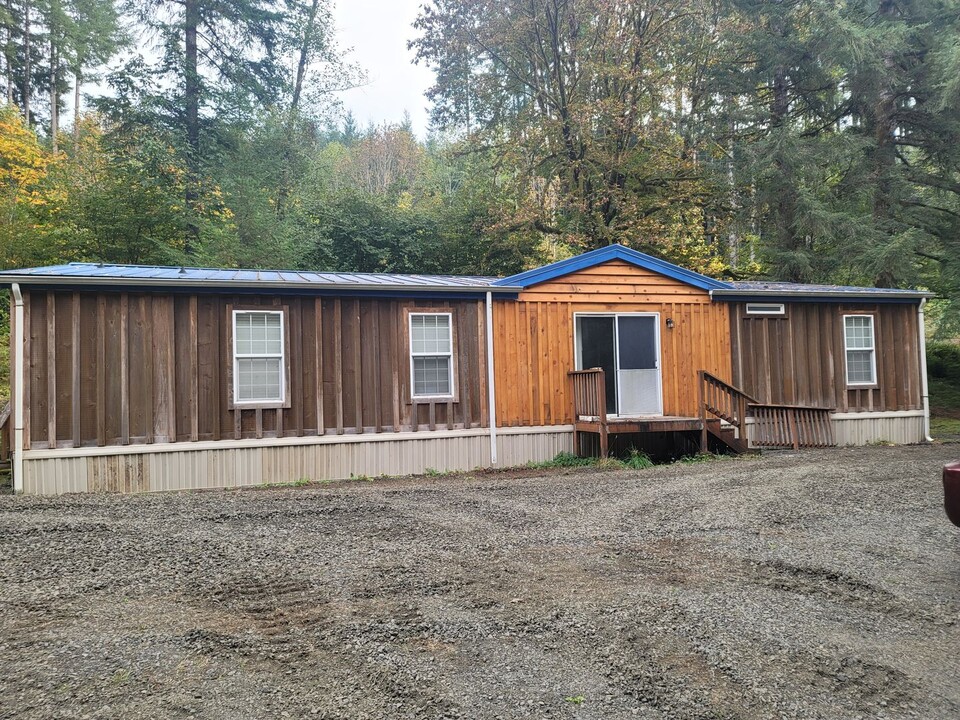 16416 Alsea Hwy in Alsea, OR - Building Photo