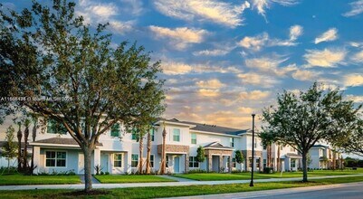 10241 SW Newberry Ave in Port St. Lucie, FL - Building Photo - Building Photo