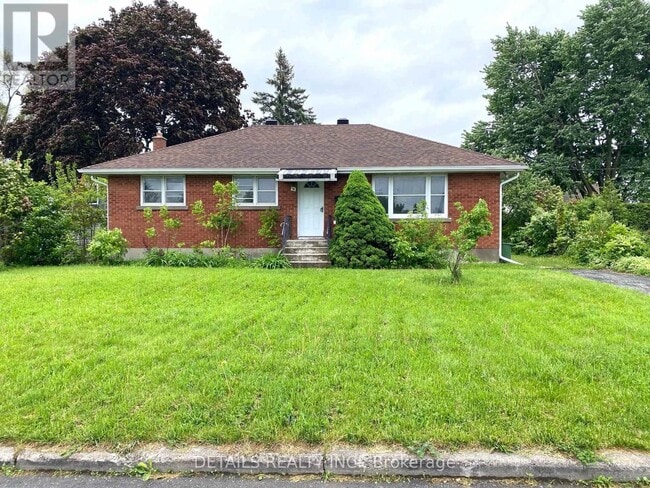 property at 18 Oakwood Ave