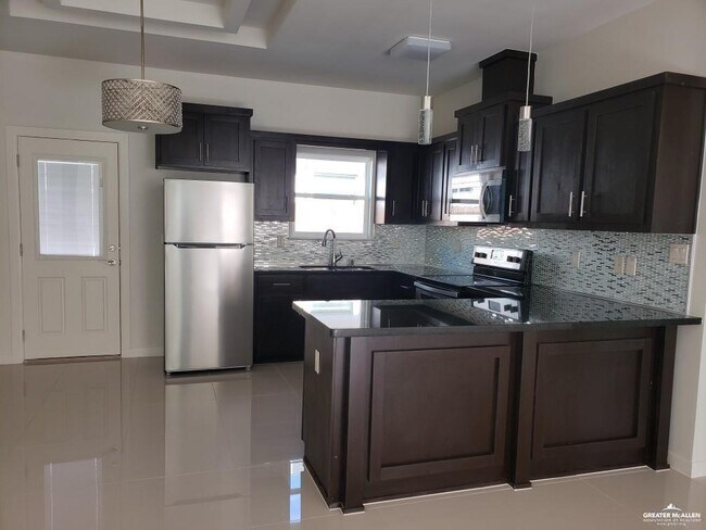 3110 Sabercat Ave in Edinburg, TX - Building Photo - Building Photo
