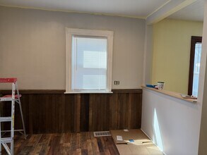 31 Dix Ave, Unit 1 in Glens Falls, NY - Building Photo - Building Photo