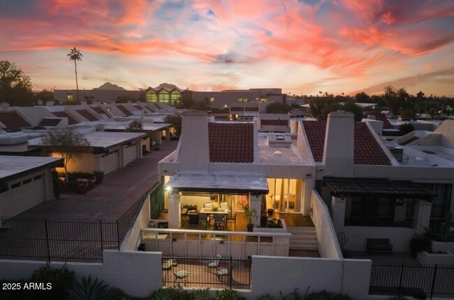 property at 2529 N Miller Rd