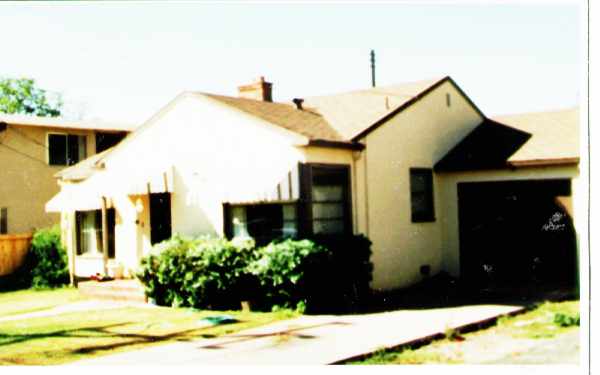 752-760 Blossom Way in Hayward, CA - Building Photo - Building Photo