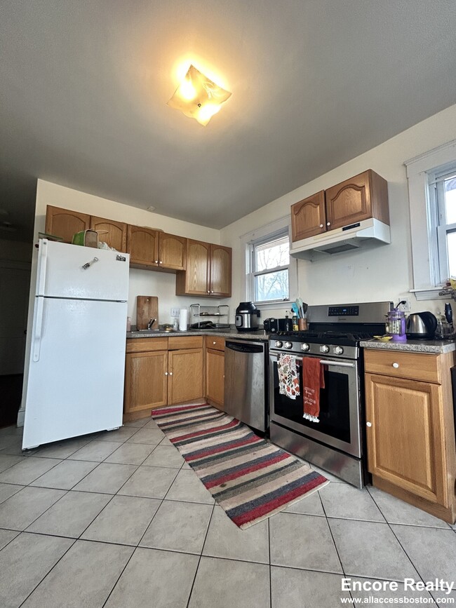 505 Washington St, Unit 3 in Boston, MA - Building Photo - Building Photo