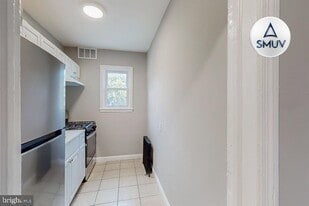 1605 Homestead St in Baltimore, MD - Building Photo