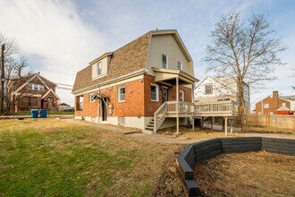 153 Hochberg Rd in Pittsburgh, PA - Building Photo - Building Photo