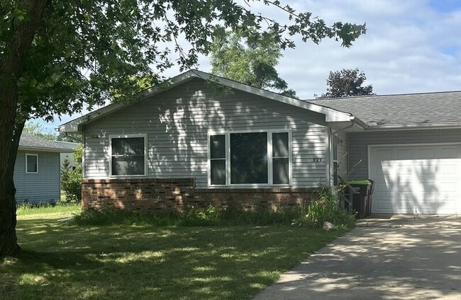 929 Mill Hwy in Tecumseh, MI - Building Photo - Building Photo