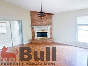 1066 Las Cruces Dr in Winter Springs, FL - Building Photo - Building Photo