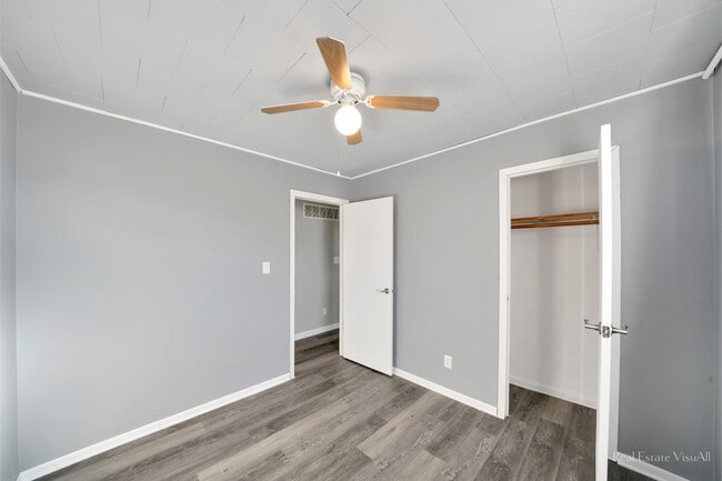 303 S East St in Gardner, IL - Building Photo - Building Photo