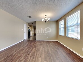 1953 Ramada Trl in Justin, TX - Building Photo - Building Photo