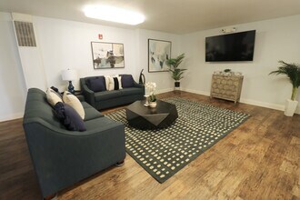 West Creek Villas Apartment Homes in Lompoc, CA - Building Photo - Building Photo