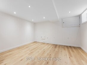 371 Mcroberts Av in Toronto, ON - Building Photo - Building Photo