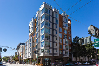 One Franklin in San Francisco, CA - Building Photo - Building Photo