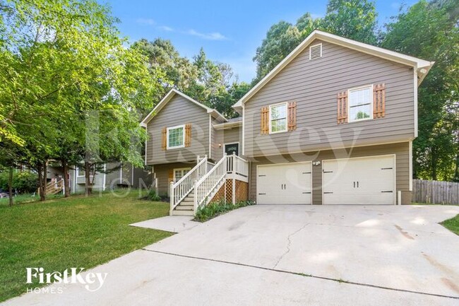 property at 608 Nottingham Dr