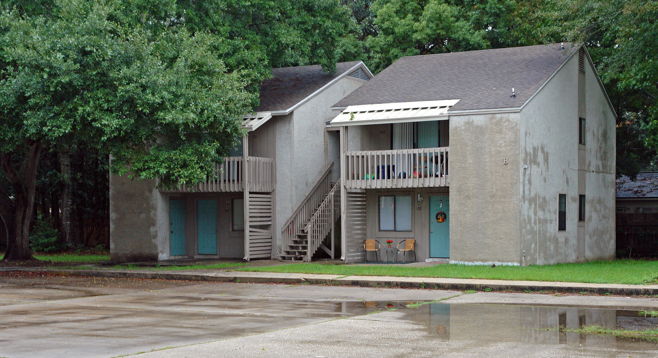 311 Pennsylvania Ave in Lynn Haven, FL - Building Photo