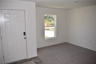 3945 Constitution Dr in North Port, FL - Building Photo - Building Photo