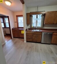 15 Chester Rd in Belmont, MA - Foto de edificio - Building Photo