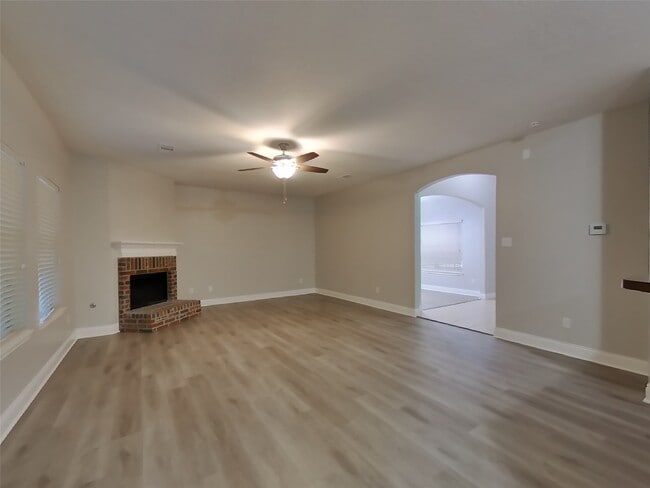 12043 Belle Ct in Pinehurst, TX - Building Photo - Building Photo