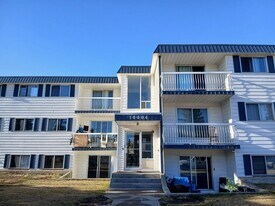 14404-1488A 88a St NW in Edmonton, AB - Building Photo