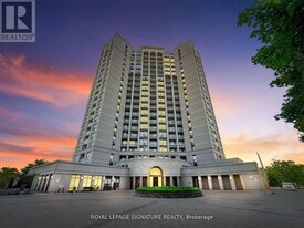 220 Forum Dr in Mississauga, ON - Building Photo