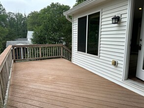 9811 Laurel St in Fairfax, VA - Building Photo - Building Photo