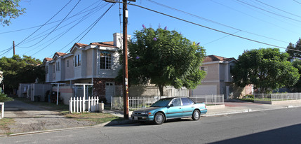 9233-9239 Ramona Blvd in Rosemead, CA - Foto de edificio - Building Photo