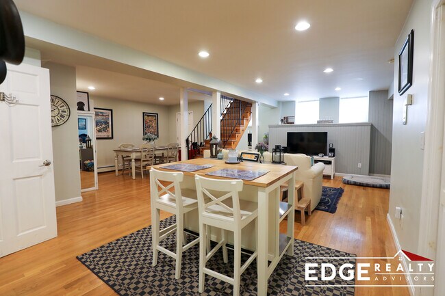 property at 19 Strathmore Rd