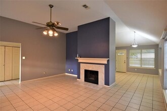 6434 Bosley Ln in Houston, TX - Building Photo - Building Photo