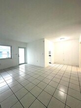 7291 Gary Ave in Miami Beach, FL - Foto de edificio - Building Photo