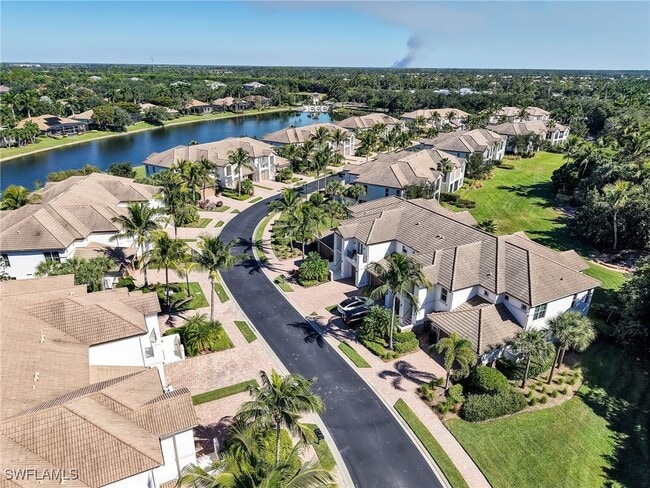 8060 Players Cove Dr