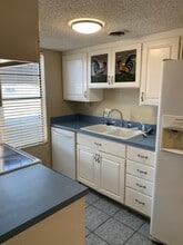 2230 E 52nd St in Odessa, TX - Foto de edificio - Building Photo