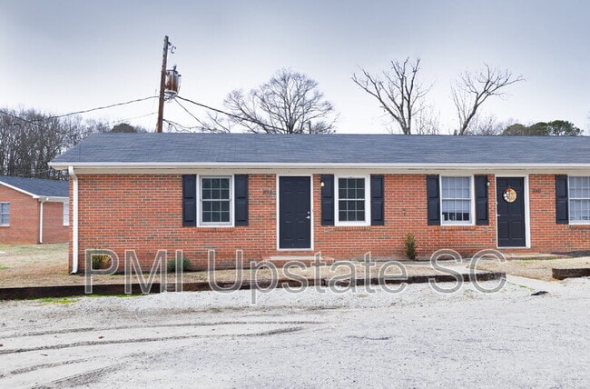 property at 101a Looneybrook Dr