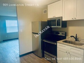 909 W Livingston St, Unit 4 in Orlando, FL - Building Photo - Building Photo