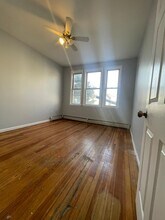 424 Kennedy Blvd, Unit 1 in Bayonne, NJ - Foto de edificio - Building Photo