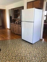 1202 W South St in Winterset, IA - Foto de edificio - Building Photo