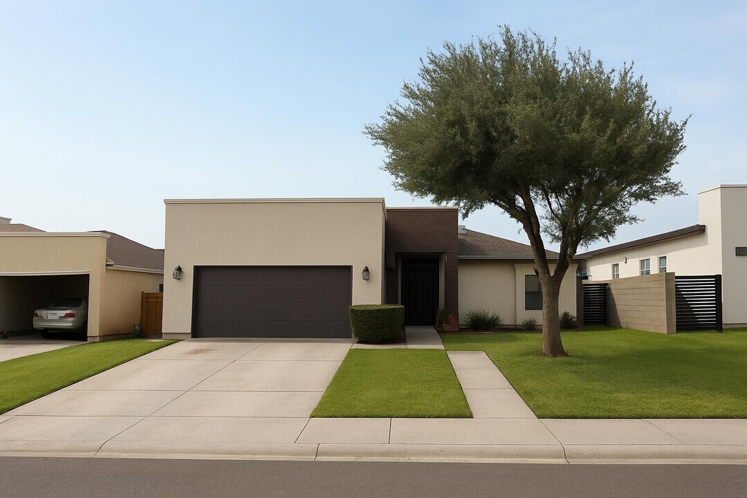 4014 Shahram Dr in Laredo, TX - Building Photo