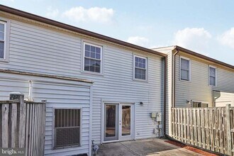 5555 First Statesman Ln, Unit 5555 in Alexandria, VA - Building Photo - Building Photo