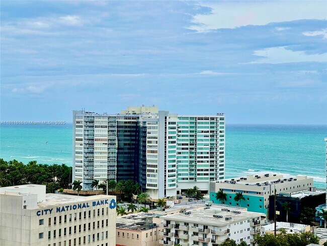 401 69th St in Miami, FL - Building Photo - Building Photo