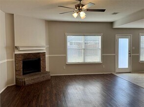 204 S Chestnut St in Forney, TX - Building Photo - Building Photo