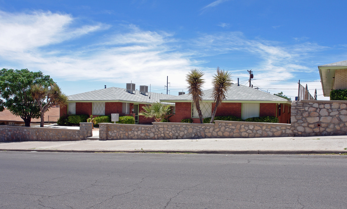 1209 N Virginia St in El Paso, TX - Building Photo