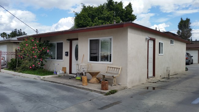 property at 1010 Wallgreen St