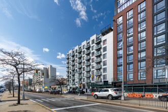 Queens Garden Condominium in Flushing, NY - Building Photo - Building Photo