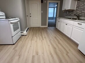 429 3rd St in Troy, NY - Foto de edificio - Building Photo