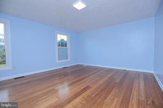 4328 Hallfield Manor Dr in Perry Hall, MD - Building Photo - Building Photo