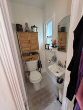 835 Pacific St, Unit Home in the courtyard in Santa Monica, CA - Foto de edificio - Building Photo