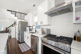 1516 W Nelson St in Chicago, IL - Building Photo - Building Photo